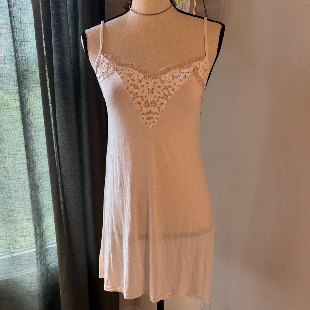 Victoria's Secret Cream Lace chemise